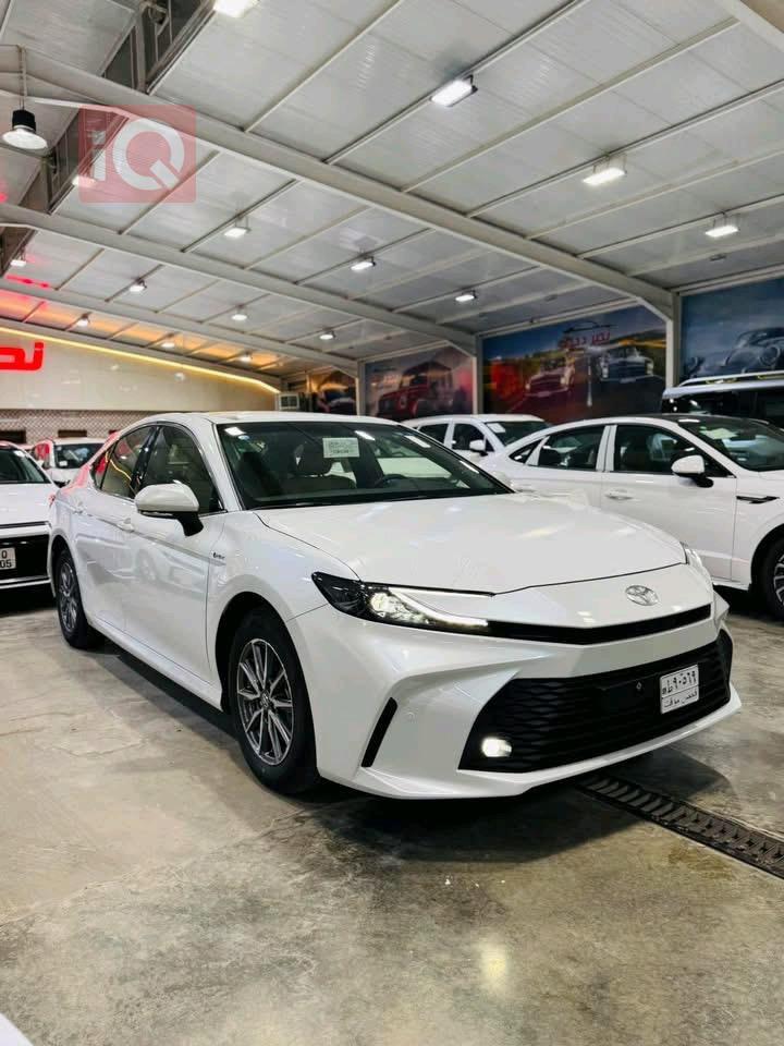 تۆیۆتا کامری